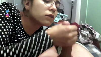 Қолда әрлеумен қолдан жасалған - көп сүт